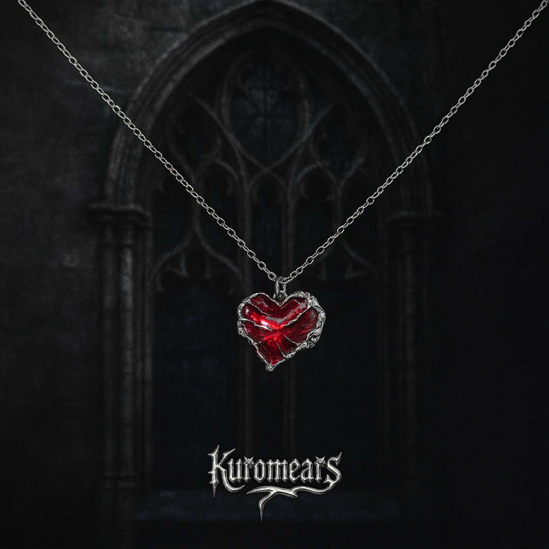 Not your average couple’s necklace. A bold symbol of passion & forever love ❤️🗡️ The Bloodbound Necklace: A gift that lasts forever.